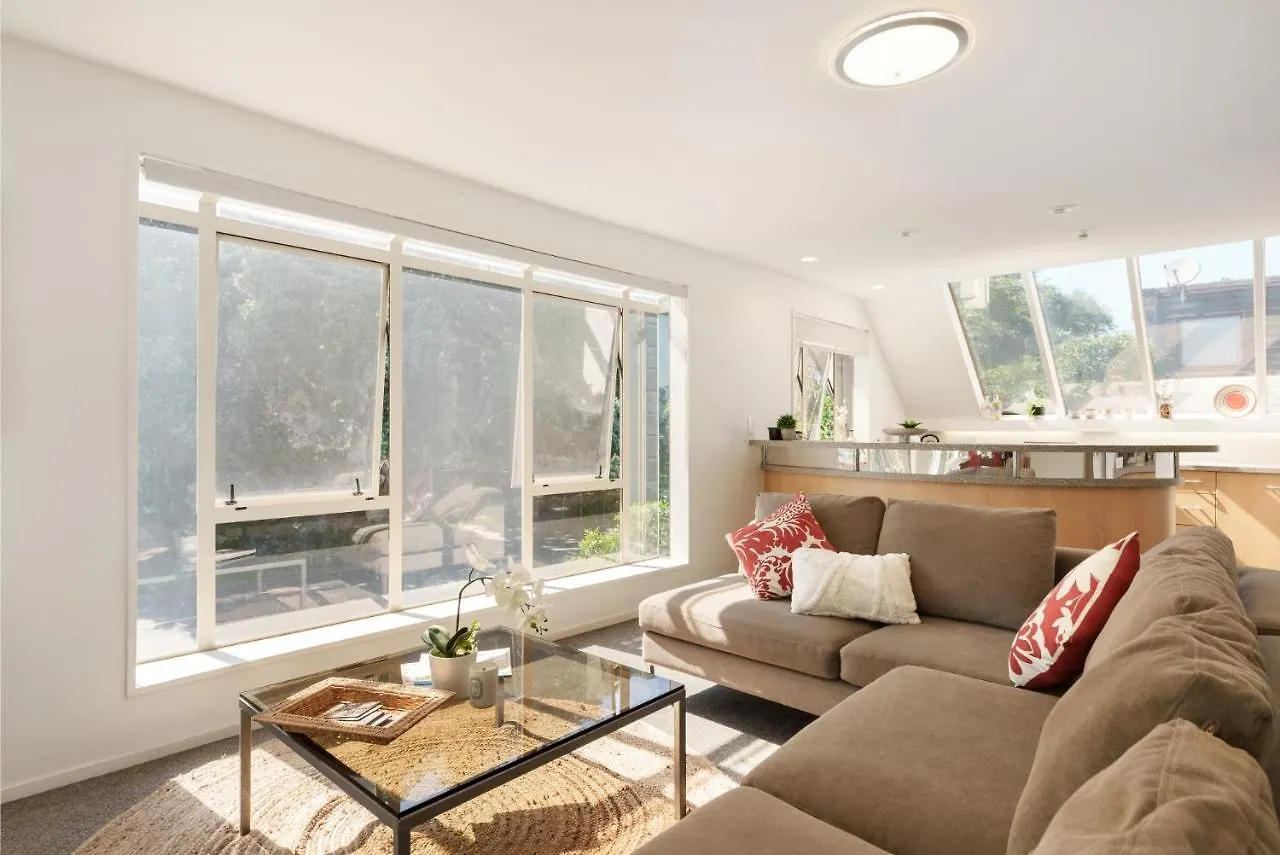 Downtown With Mt Drury Views Villa Mount Maunganui Holiday home